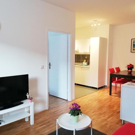 City Center Apartment Umag Eksteriør billede