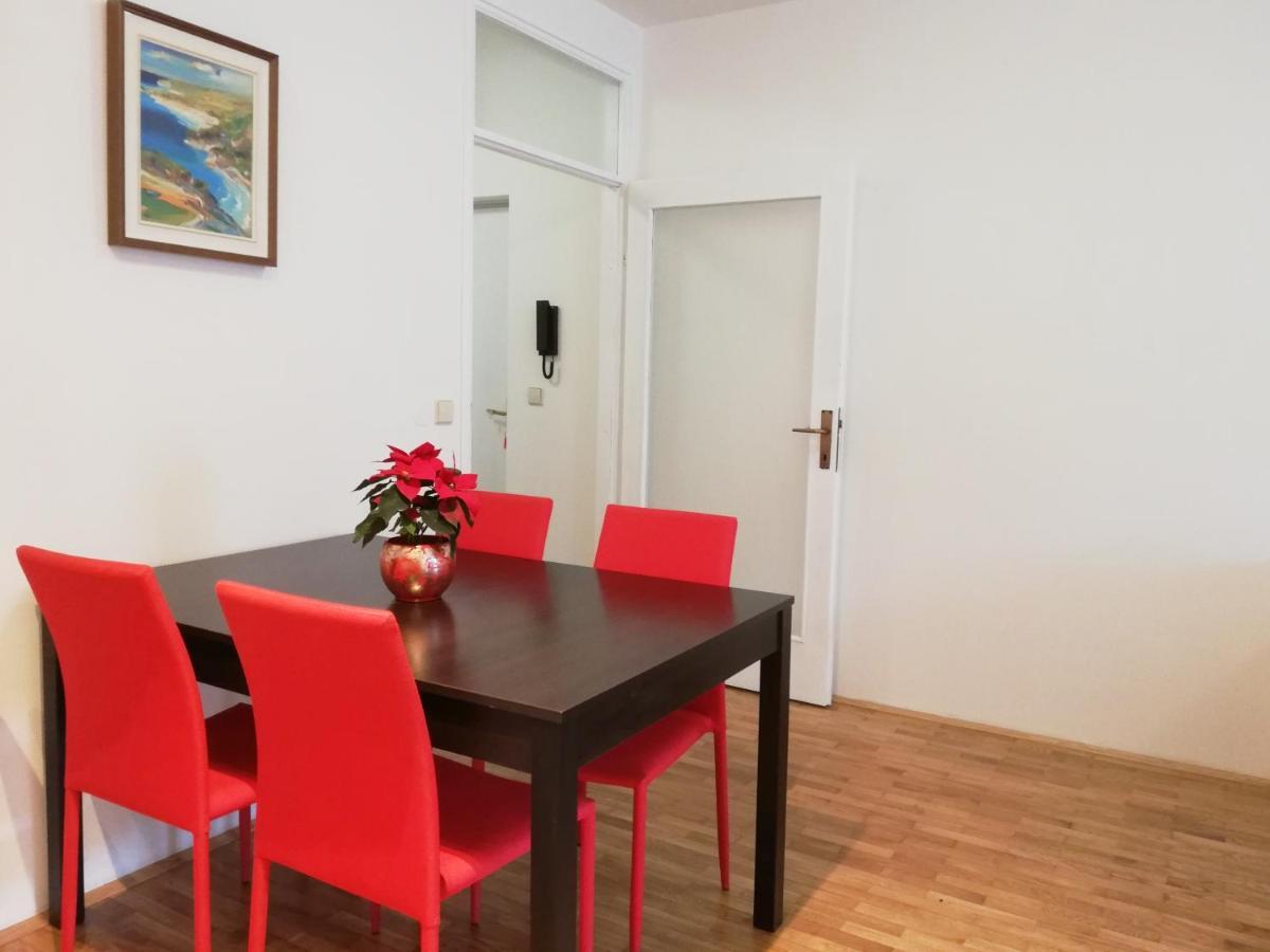City Center Apartment Umag Eksteriør billede