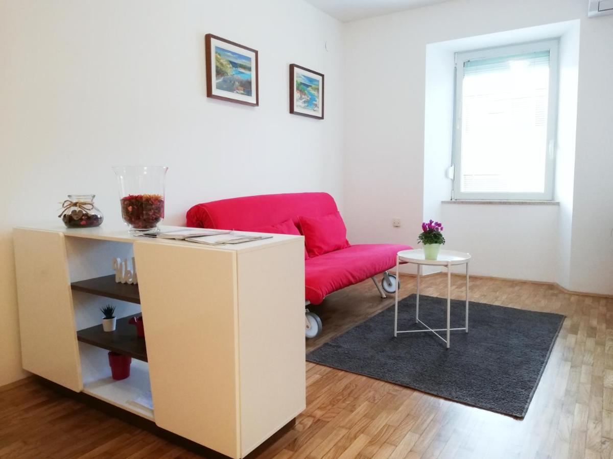 City Center Apartment Umag Eksteriør billede